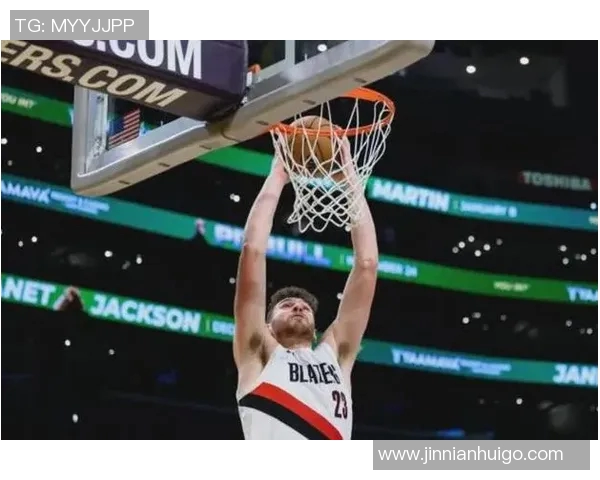 约基奇助攻总数达5636次超越乔丹并列历史第51位追平比卢普斯 约基奇助攻总数达5636次超越乔丹并列历史第51位追平比卢普斯