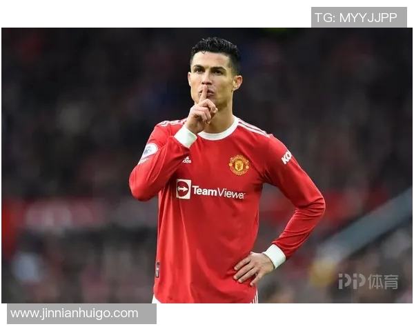 四十岁C罗社交媒体分享新照依旧帅气时尚引人注目