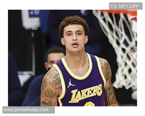 库兹马上半场表现出色连得8分贡献10分3板正负值高达9